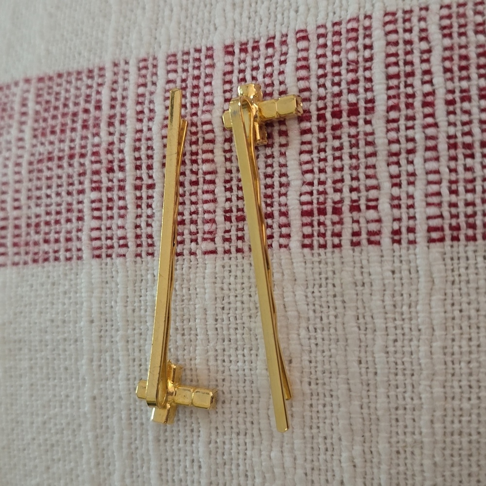 Gold Cross Hair Pins - EUC - Picture 6 of 7